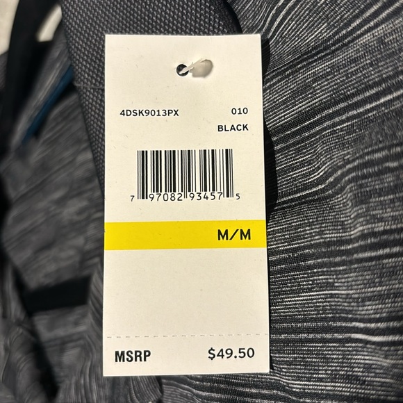 Men’s M Perry Ellis collared shirt. - Picture 2 of 2